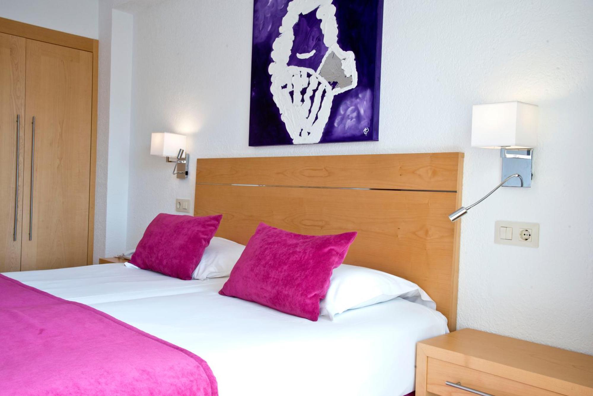 Hotel Capricho カラ・ラトハダ エクステリア 写真