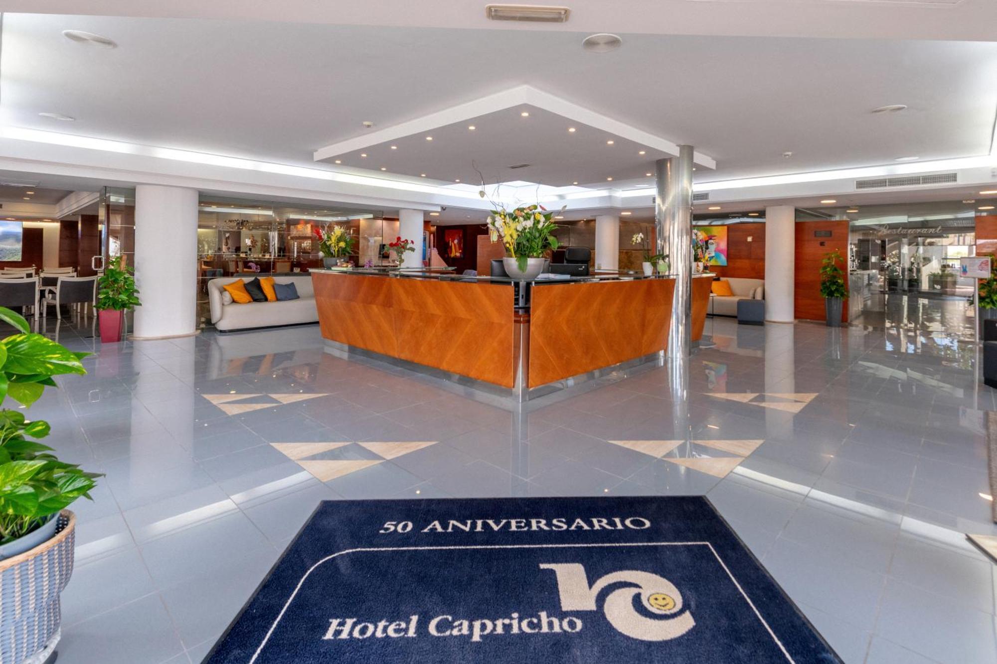 Hotel Capricho カラ・ラトハダ エクステリア 写真
